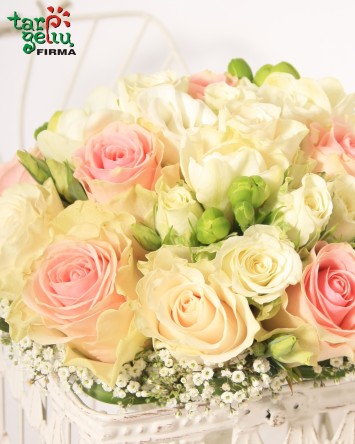 Wedding bouquet of roses