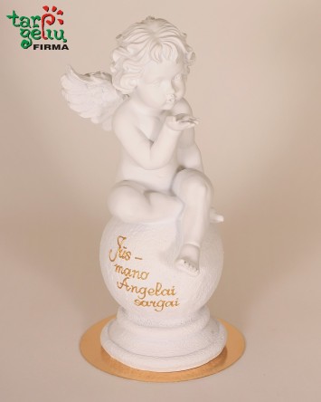 "Gimtų namų ir tėvų angelas sargas"