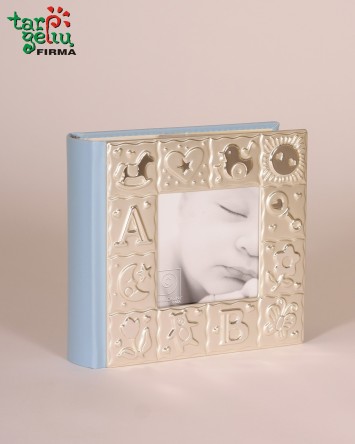 Albumas nuotraukoms su rėmeliu nuotraukai